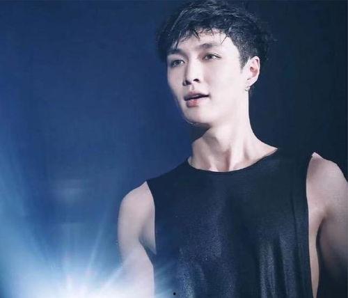 娱乐八卦爆料张艺兴看美女,现场互动引粉丝尖叫 第3张 娱乐八卦爆料张艺兴看美女,现场互动引粉丝尖叫 第3张