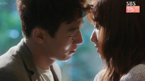 欲恋在线观看,一场跨越时空的禁忌之恋 第1张 欲恋在线观看,一场跨越时空的禁忌之恋 第1张